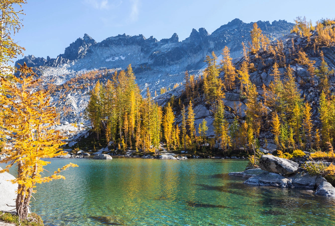 Papier peint lac alpin