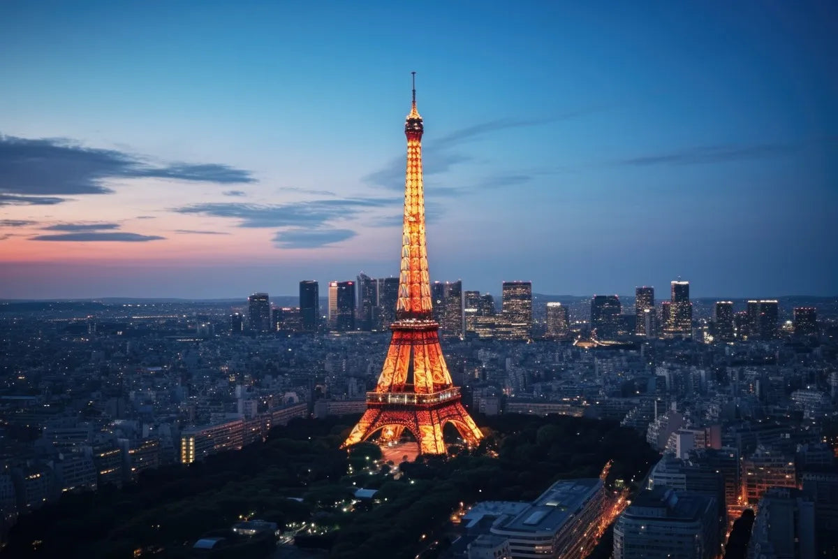 Papier peint tour Eiffel illuminée