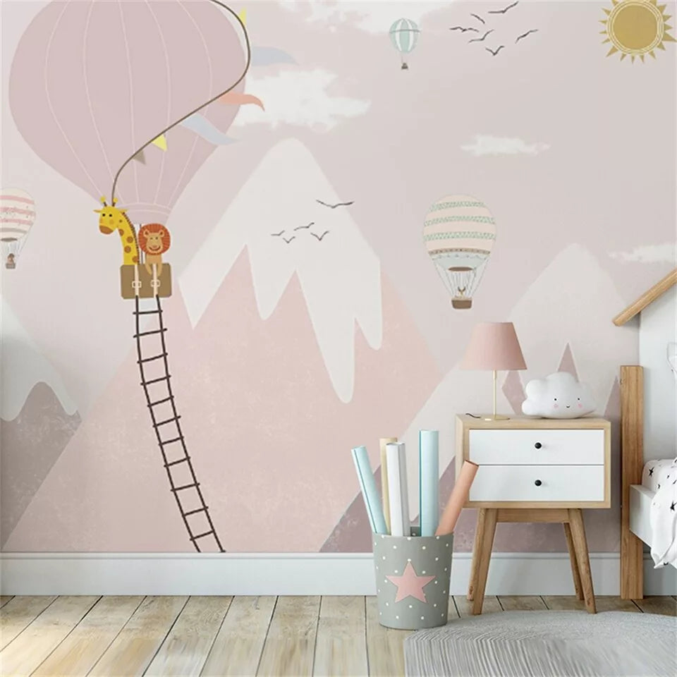 Papier peint enfant montgolfières et montagnes roses